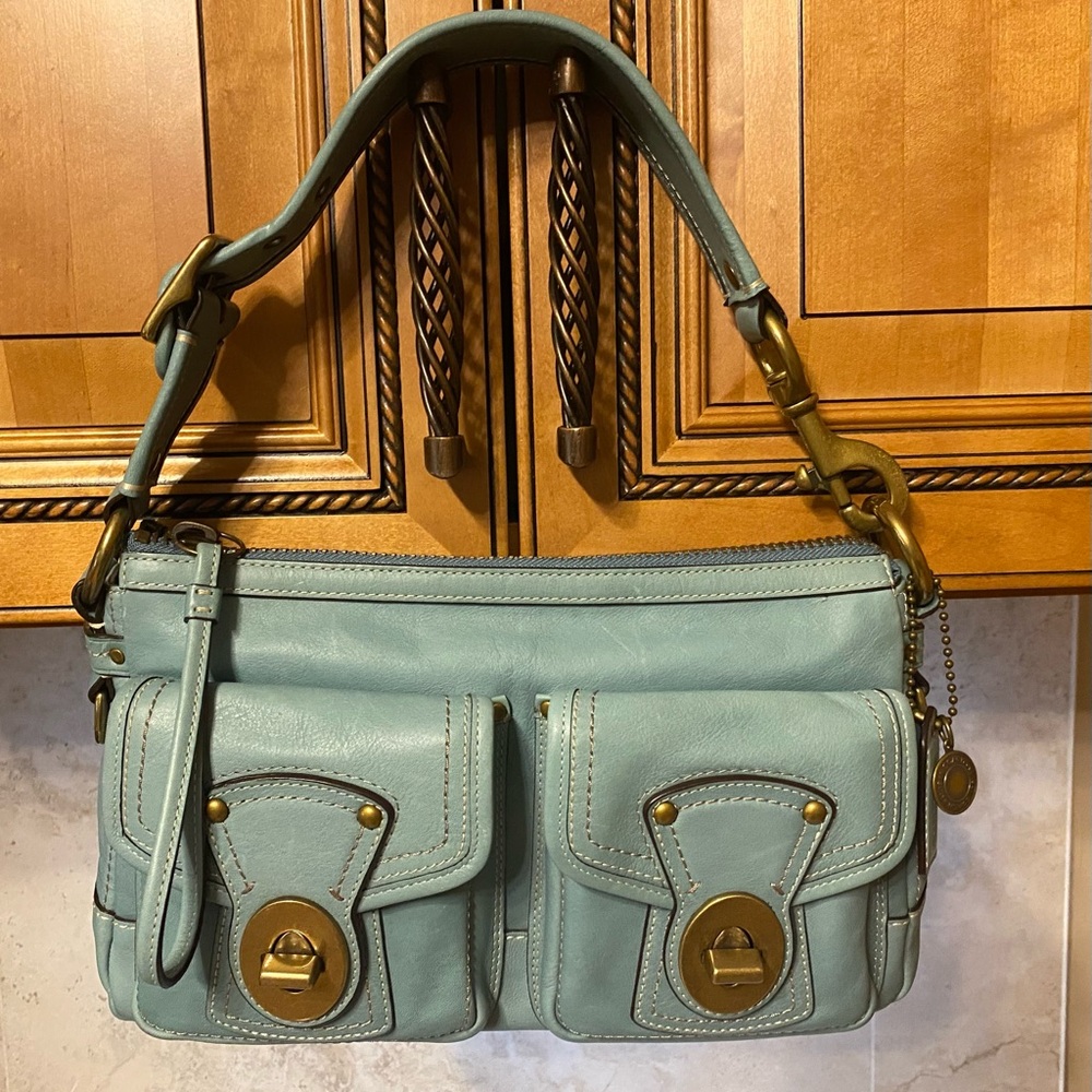 Stylish Green Leather Handbag